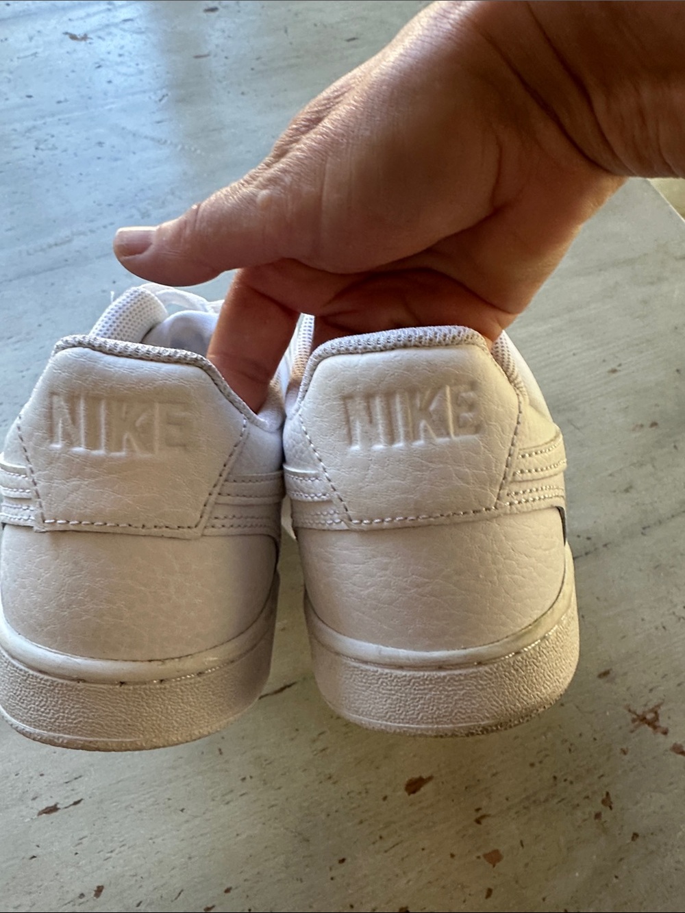 Nike White Leather Casual Sneakers Size 9 Women - Picture 4 of 9